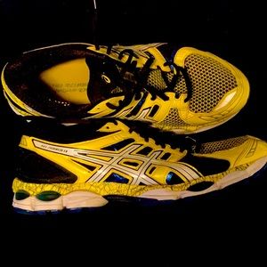ASICS gel nimbus 14 limited edition